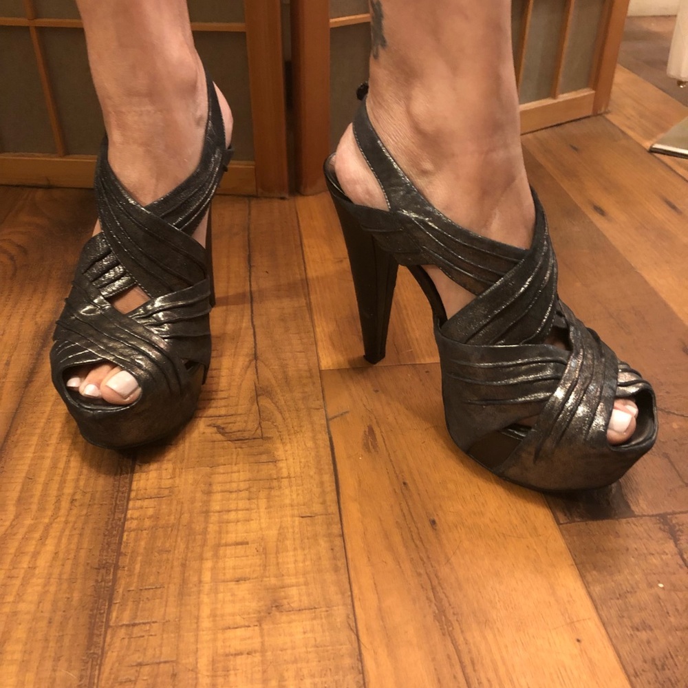 Jessica Simpson platform heels size 7.5